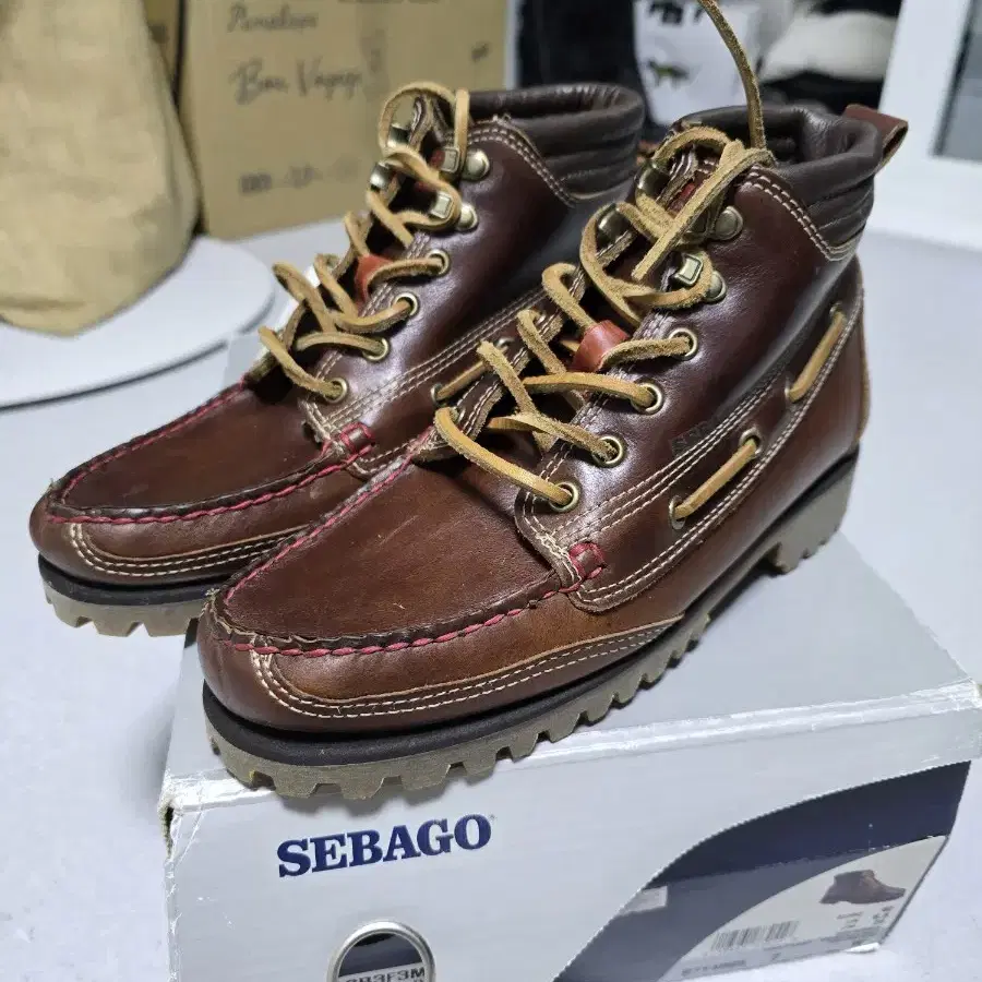 SEBAGO 부츠 250사이즈 팝니다