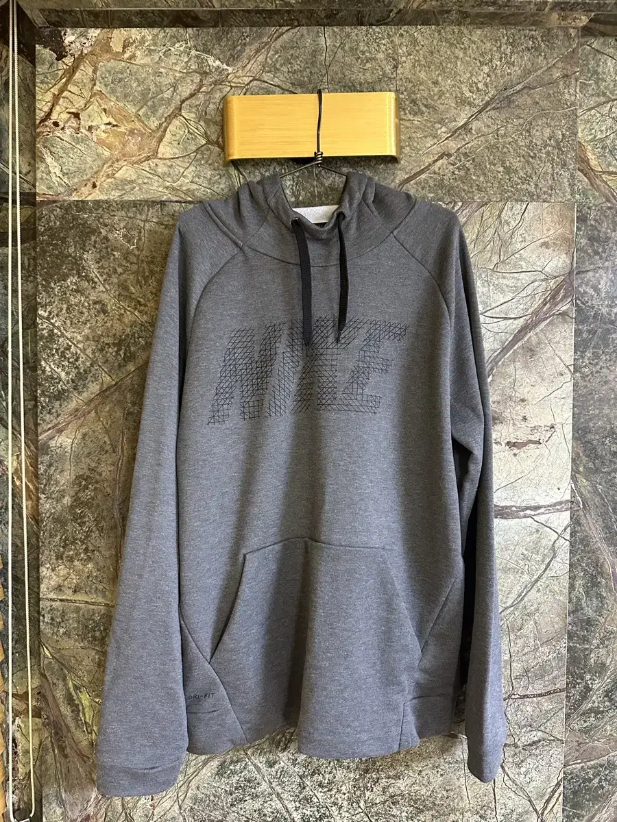 Nike DryFit Hoodie XL