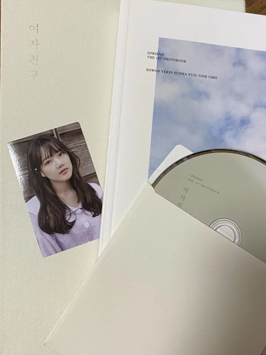 Gfriend photobooks