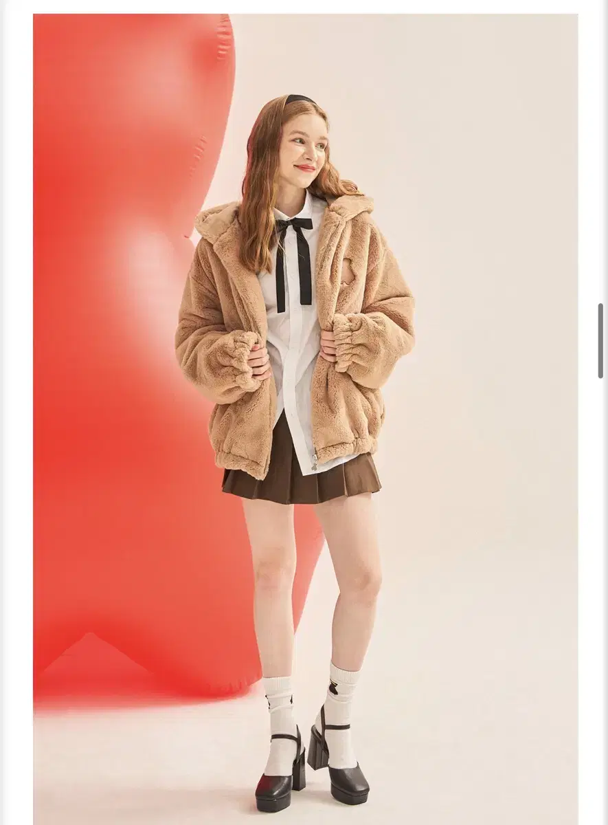 아코스튜디오 베어 퍼 자켓 AQO BEAR FUR JACKET BEIGE