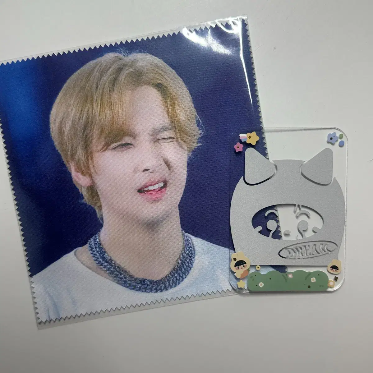 nct dream haechan,mark,renjun vahn,acrylic,eyeglasses keyring wts!