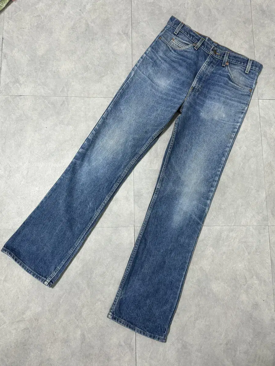 Levi's 90s 517 Orange Tabs