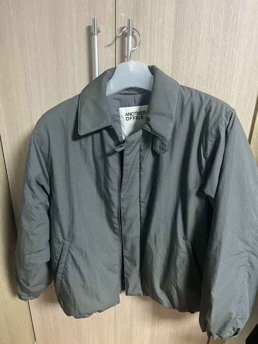 AnotherOffice 24AW Control Insulated Jacket[00] sells