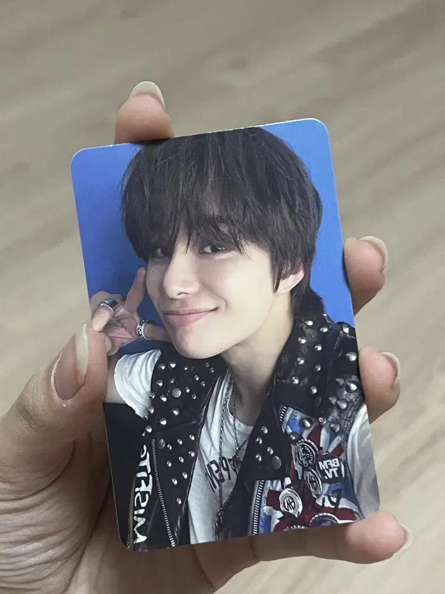 FactCheck Q R jungwoo photocard WTS