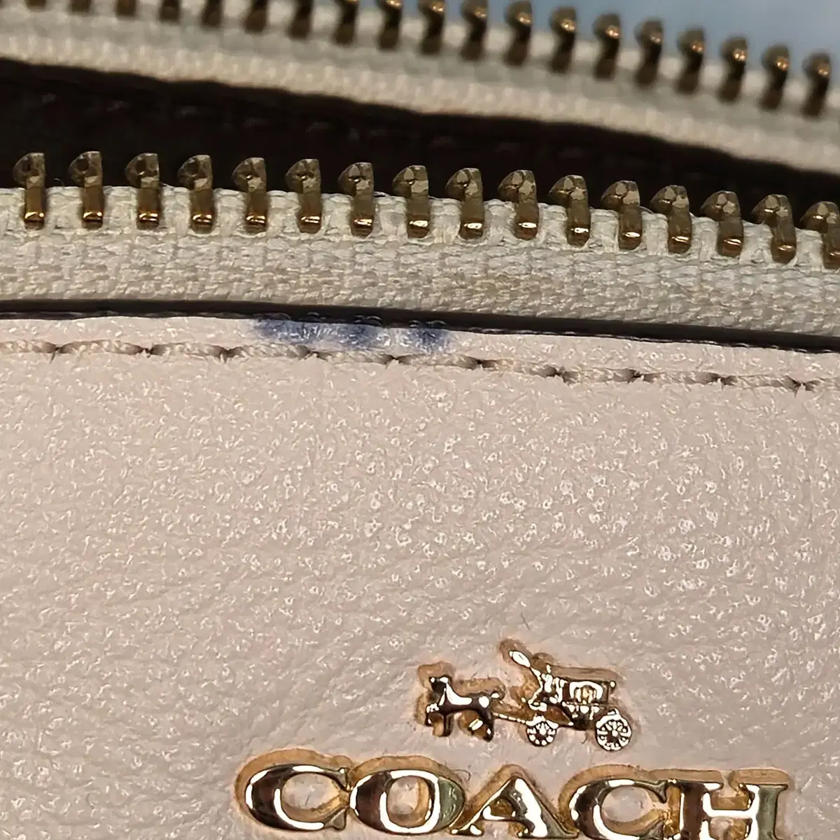 COACH 코치 미니 페블 캘시 사첼백 크로스백