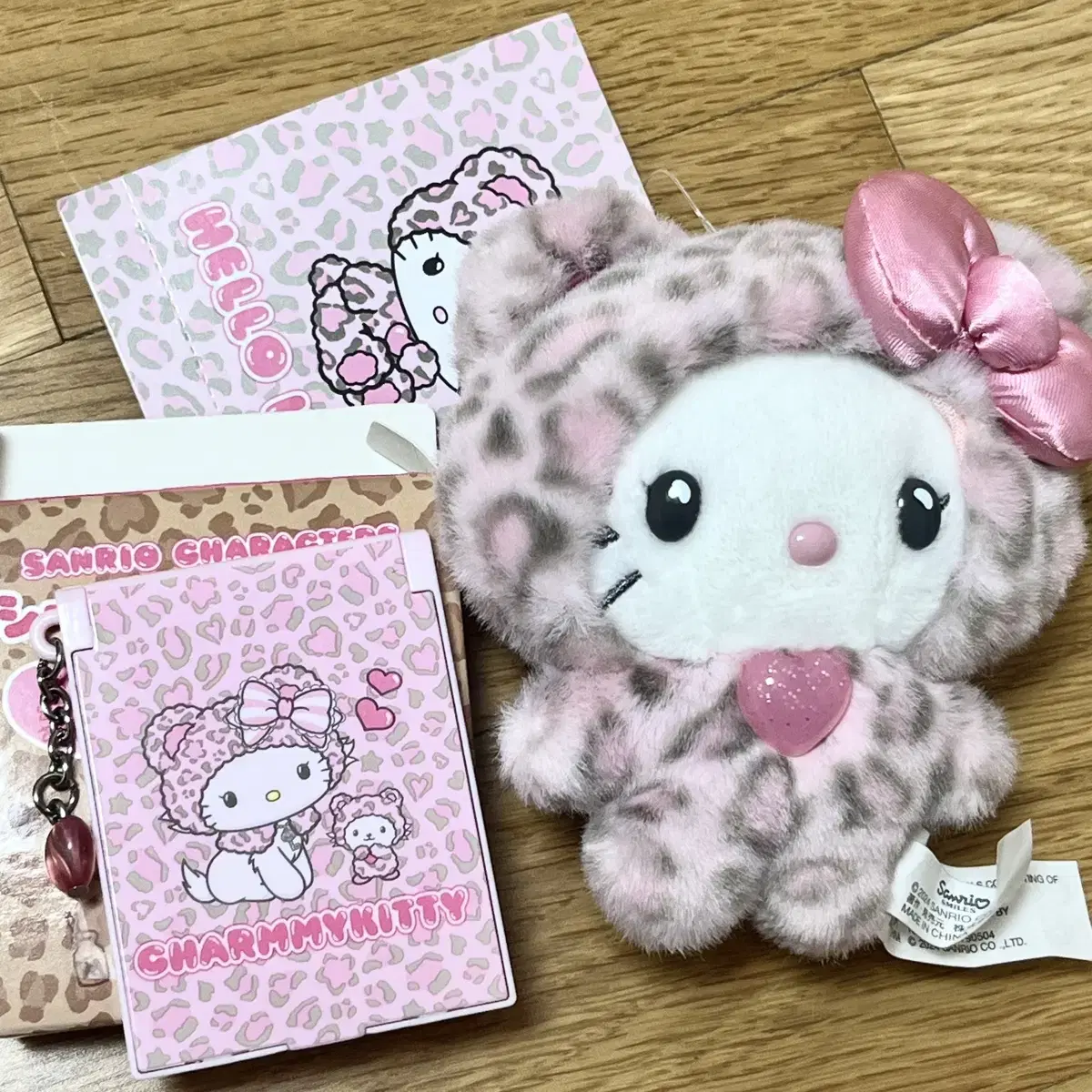 Kirukuma Pink Kitty Mascot Chamikitty Mirror in Bulk