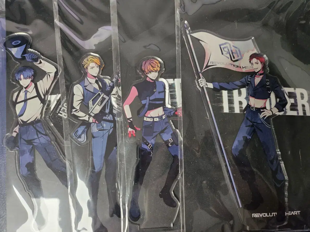 [Revolution Heart] TRIGGER acrylic stand 4-piece set