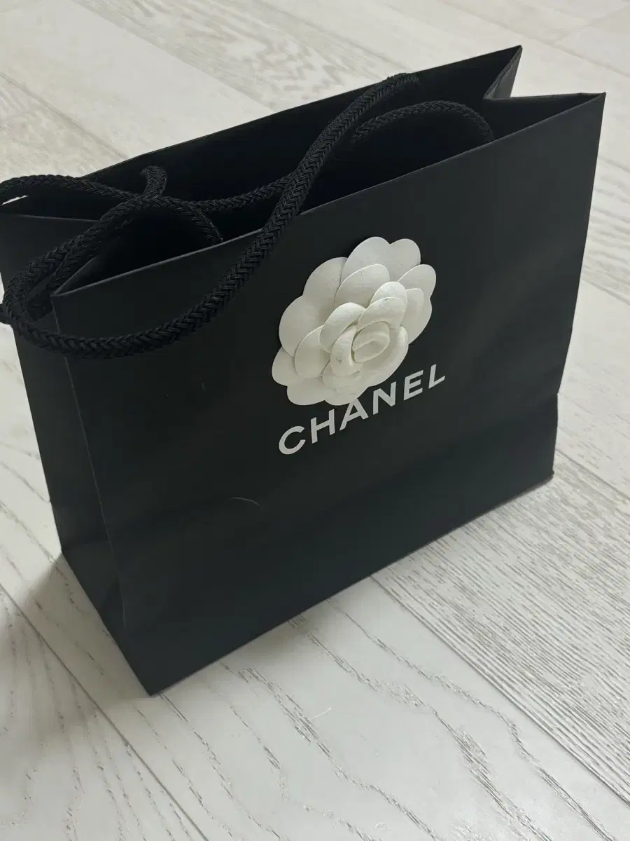 샤넬 chanel 정품 쇼핑백 작은 사이즈