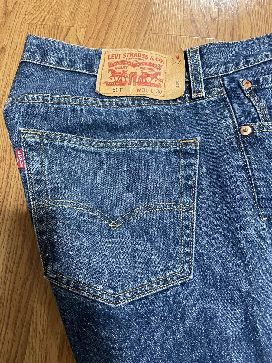 Levi's 501, size 31, sells out