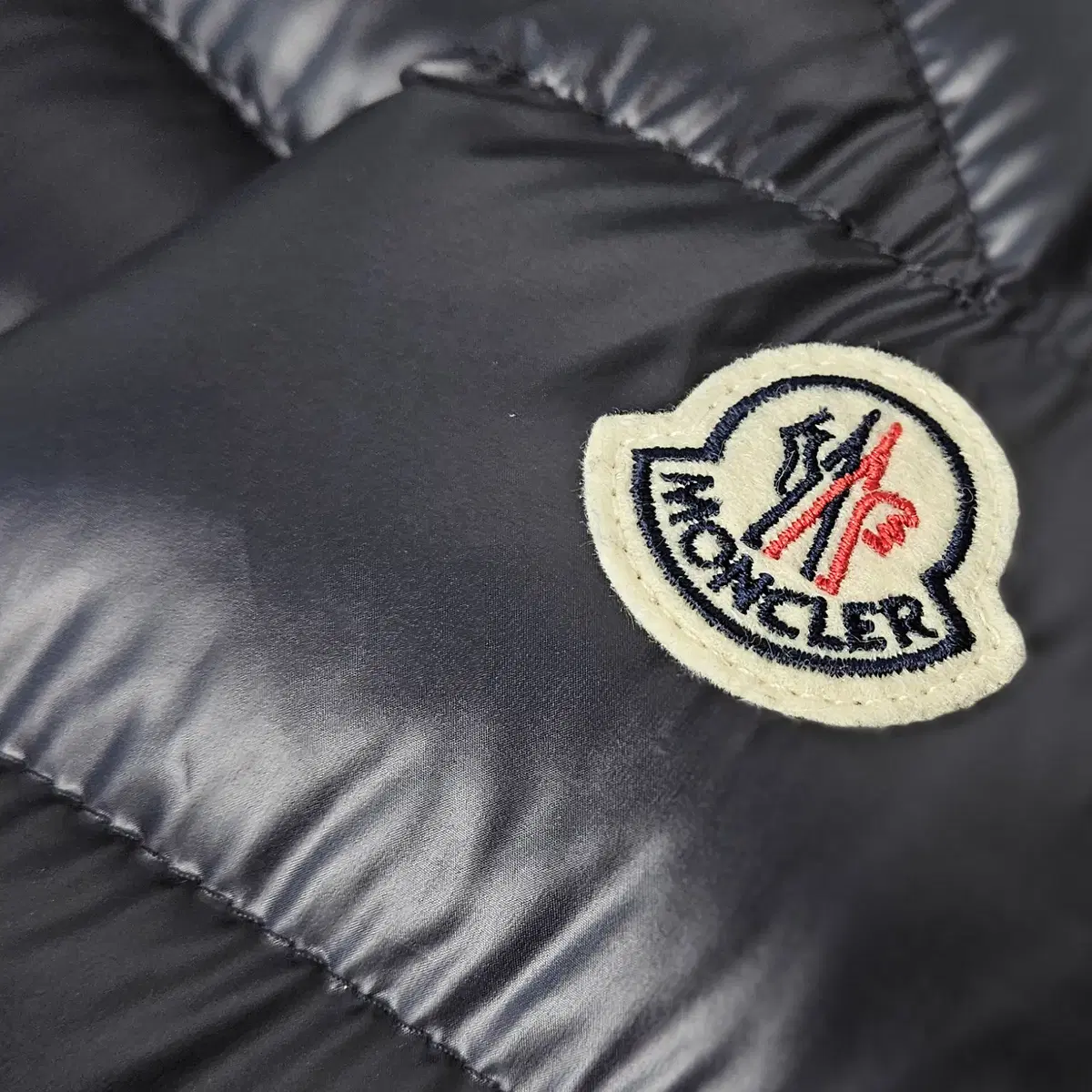 24FW MONCLER 몽클레어 BESINES 패딩 나이트블루 [3/4]