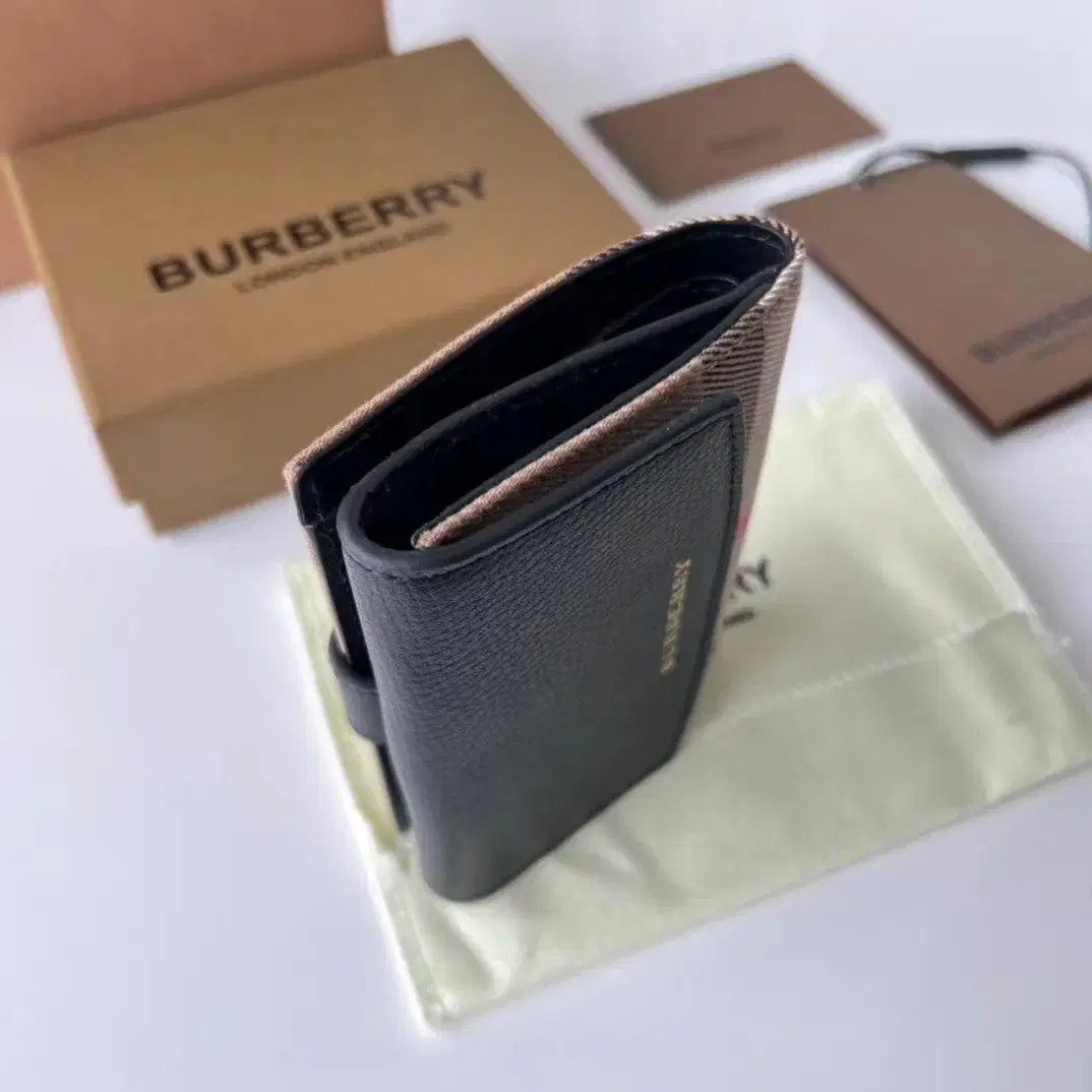 Burberry버버리진본인지갑