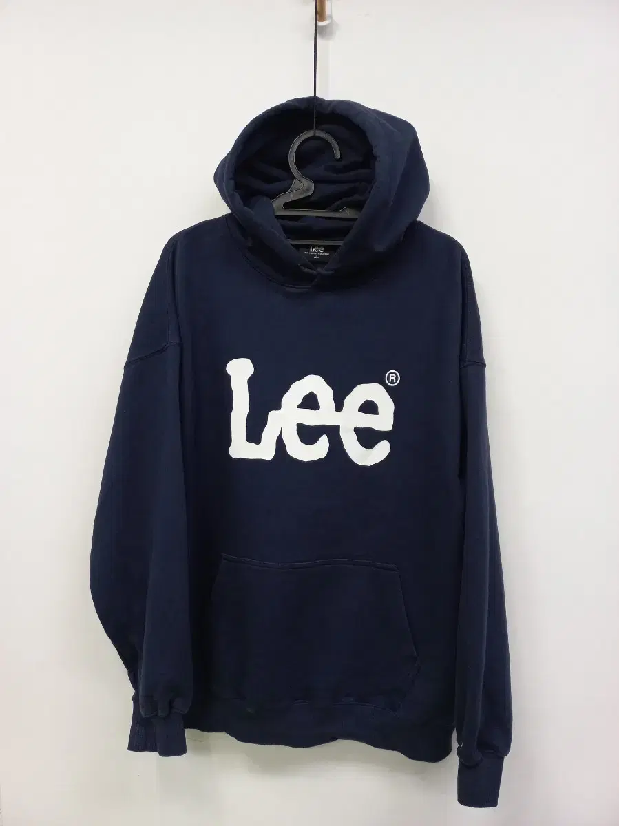 Lee Lee Men's Hoodie size L (105)