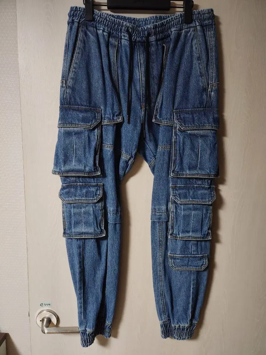 Junge 21SS Multicargo denim jogger pants size 48