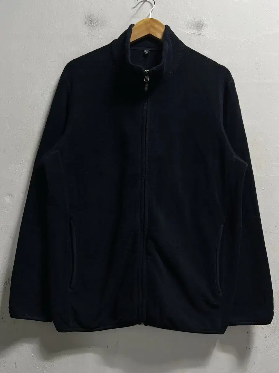 105 Uniqlo Navy Fleece Furisode Zip-up Genuine