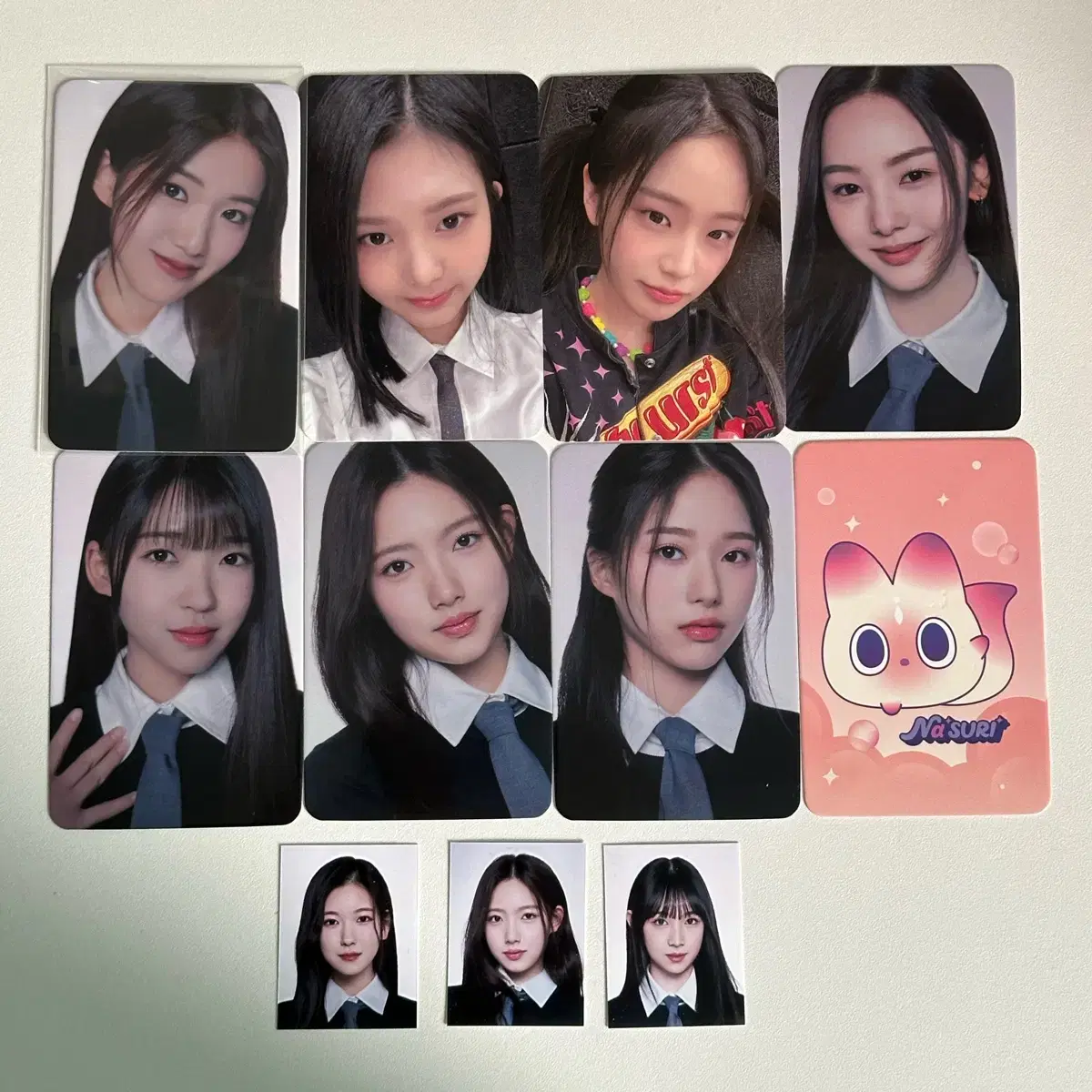 Izuna YoonJiyoon Island2 Photo Cards in Bulk