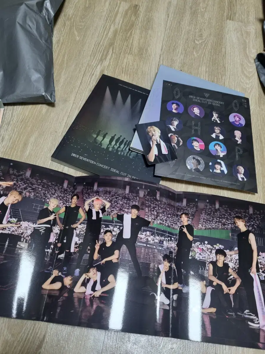 CD seventeen Arena Concert