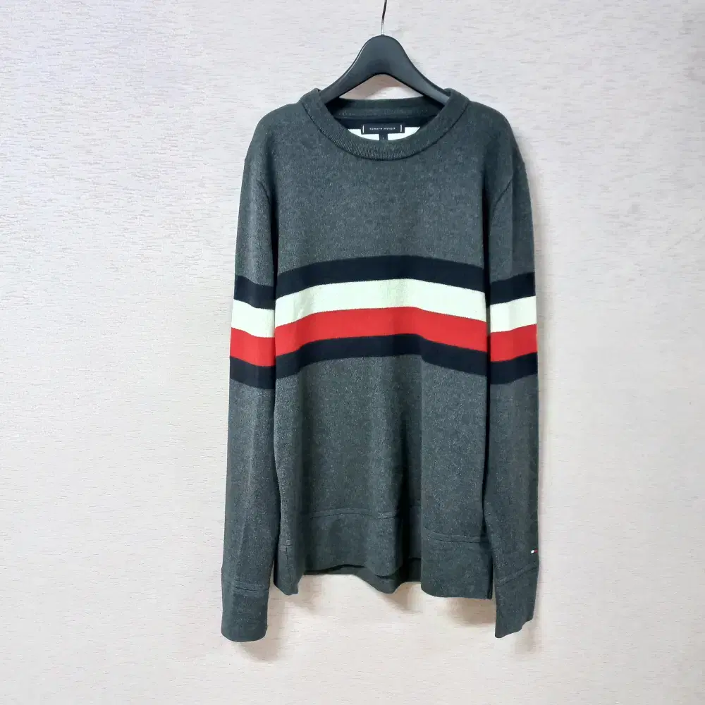 11-14/TOMMY HILFIGER Grey Knit Tee Men