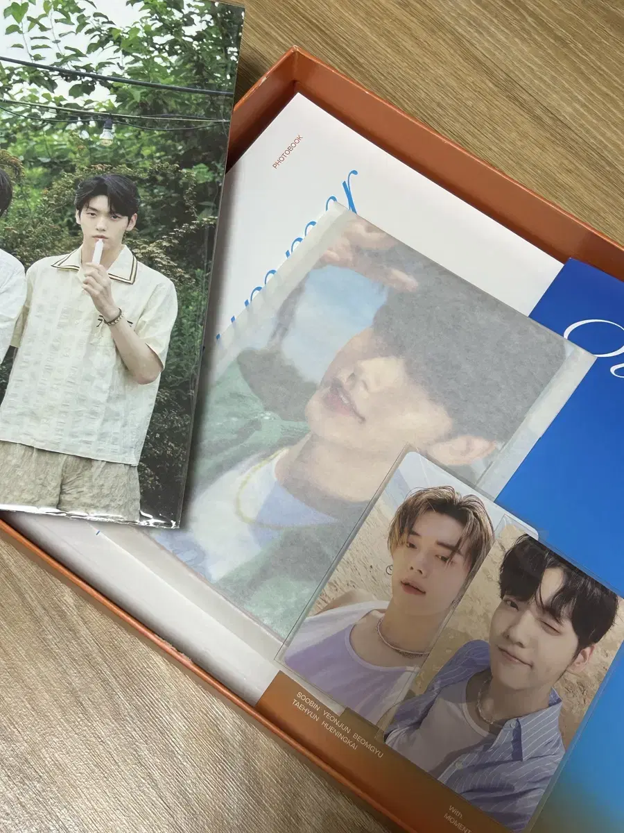 TXT Midsummer yeonjun soobin Photocard weverse pre-order benefit poster photobook Diary