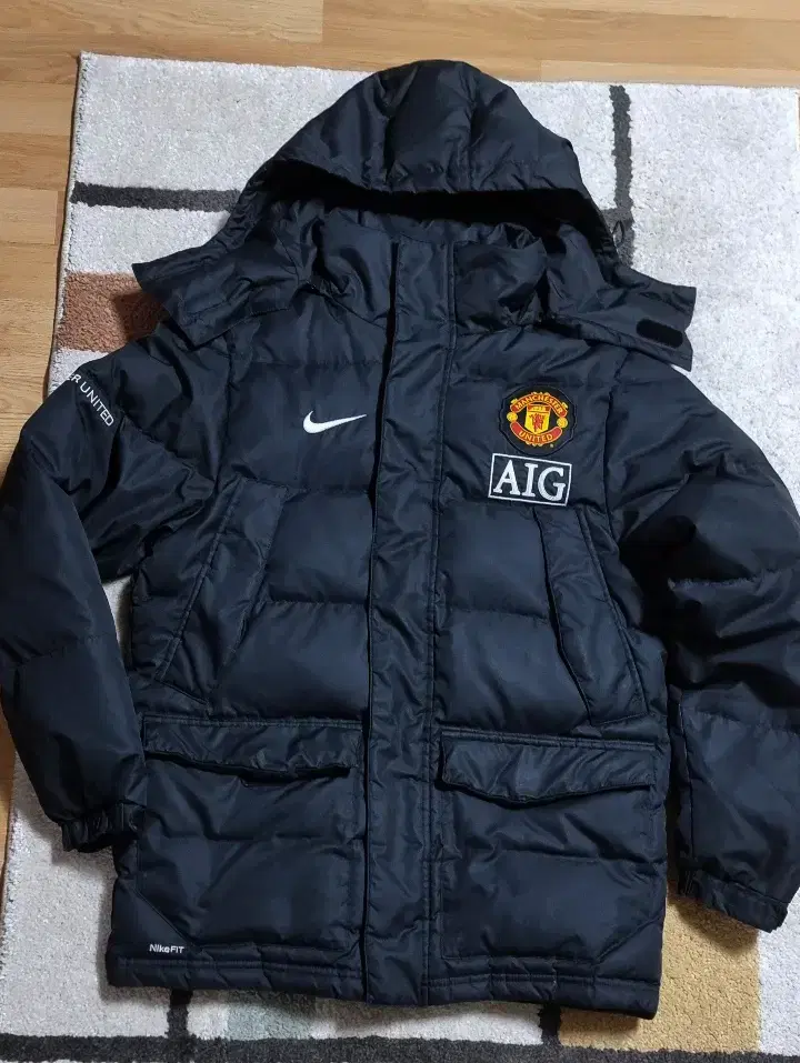 08-09 Man U AIG park jisung Season Black Padded Size XS