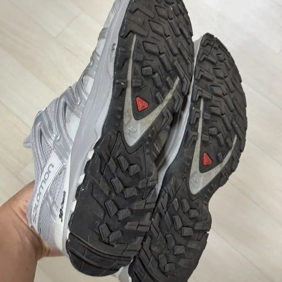 살로몬 salomon xa pro alloy silver 알로이 실버ㅔ