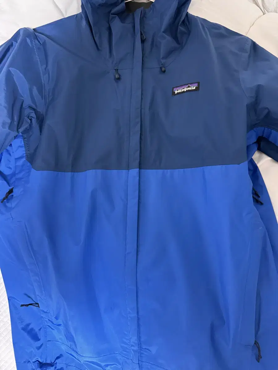 Last Price) Patagonia Torrenshell 3L Windbreaker Size S