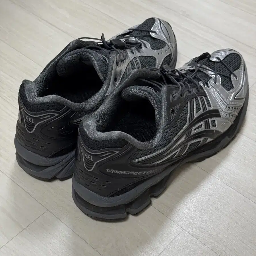 Asics x Unaffected Gel-Kayano 14 280