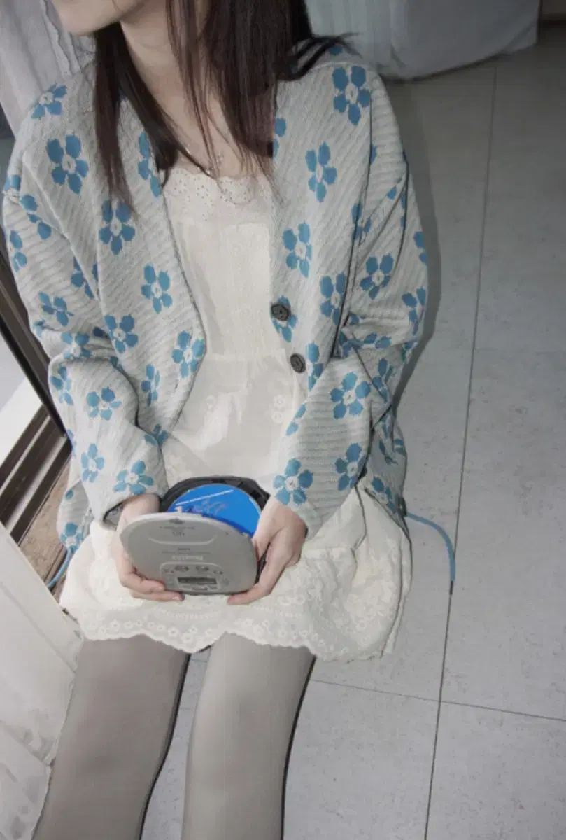 김아홉 가디건 sky YUME cardigan