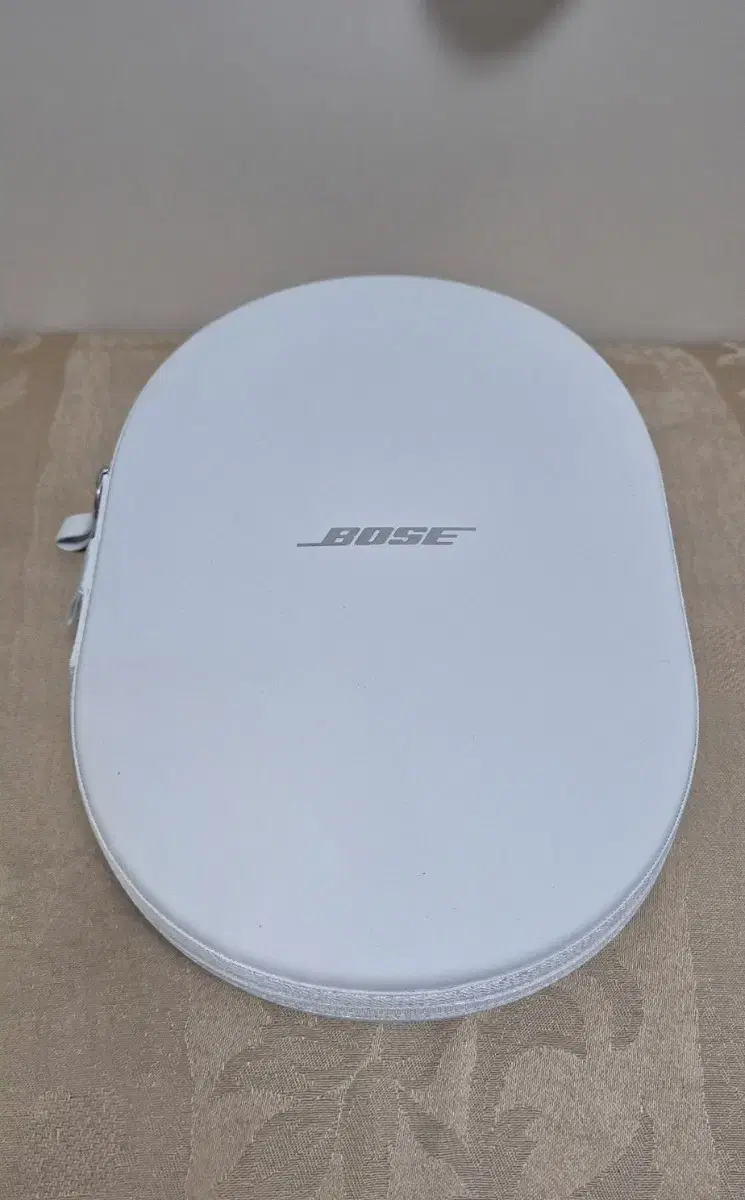 BOSE QC. 울트라 헤드폰 60주년 다이아몬드 에디션