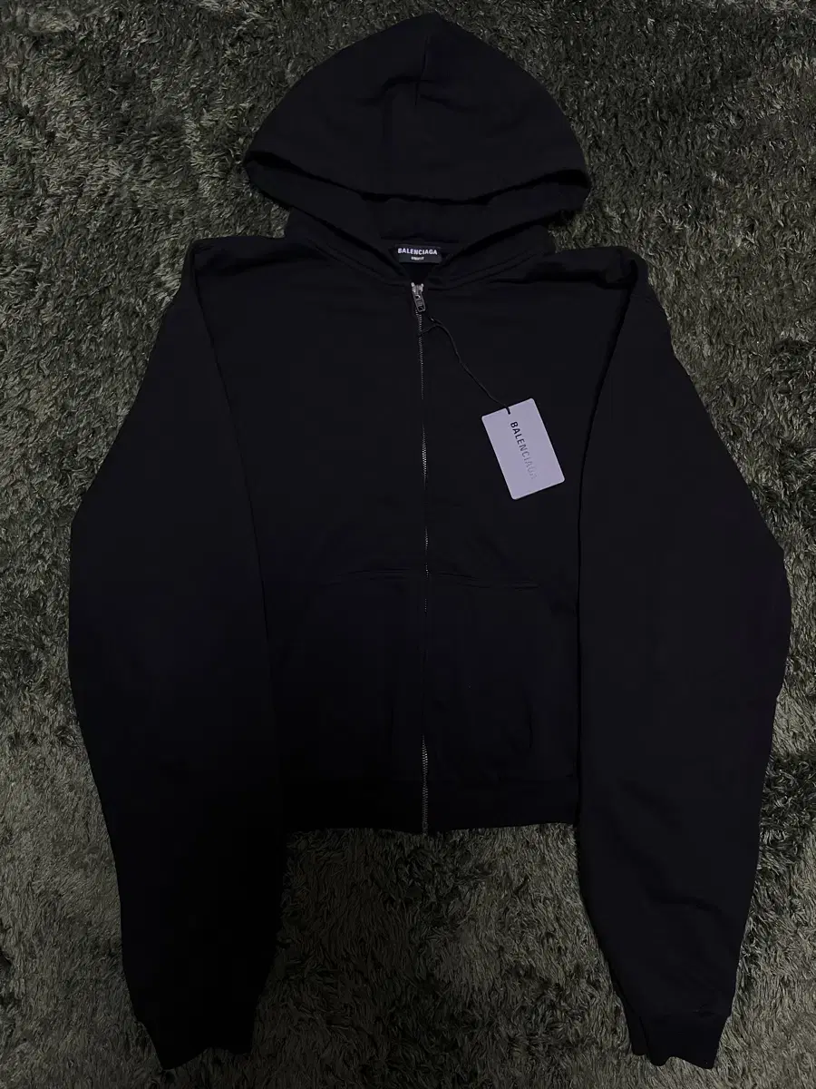 Balenciaga One-out tab cropped hooded zip-up L