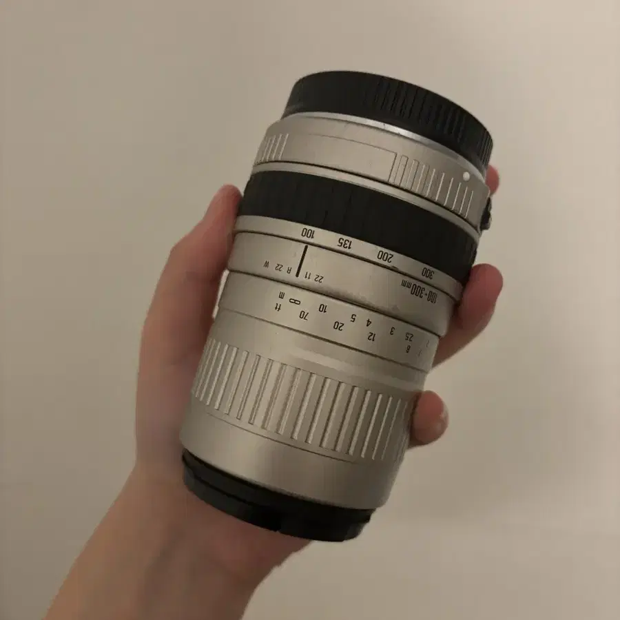 미놀타 AF 마운트 시그마 줌 100-300mm 줌렌즈