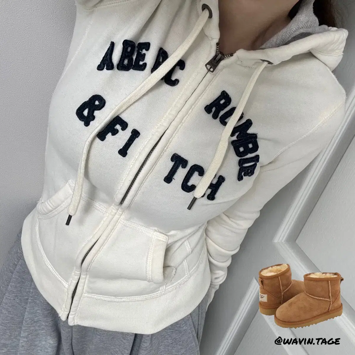 Abercrombie Hooded Zip-Up Ivory