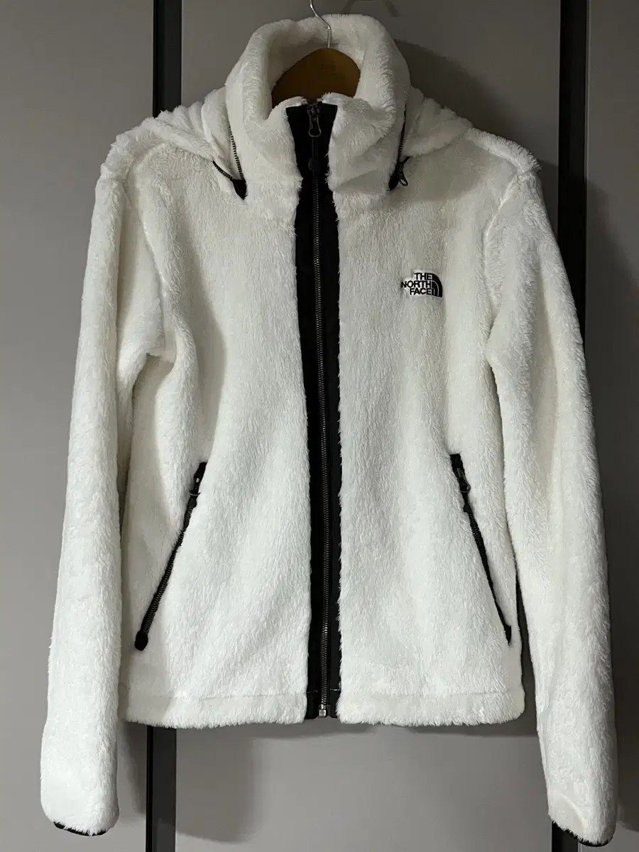 The North Face White Belle Boa Fleece Hoodie 85 55-55 vahn