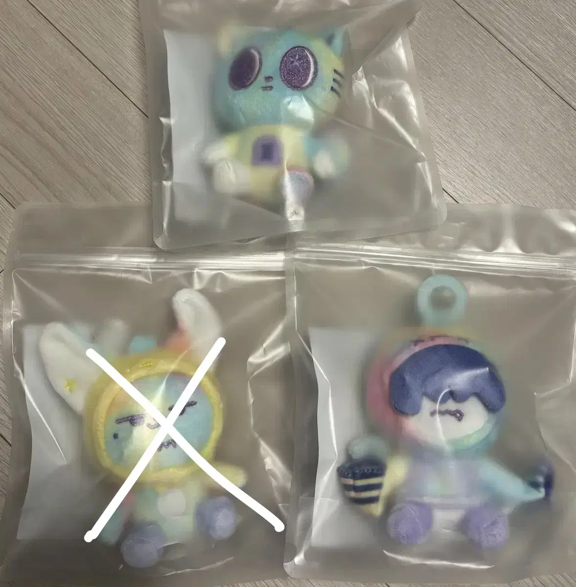 Hornbatu (Huangchun, Humnyaring, Dagonang) Rainbow keyring unsealed