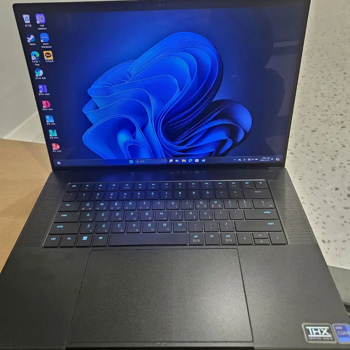 razer blade 16