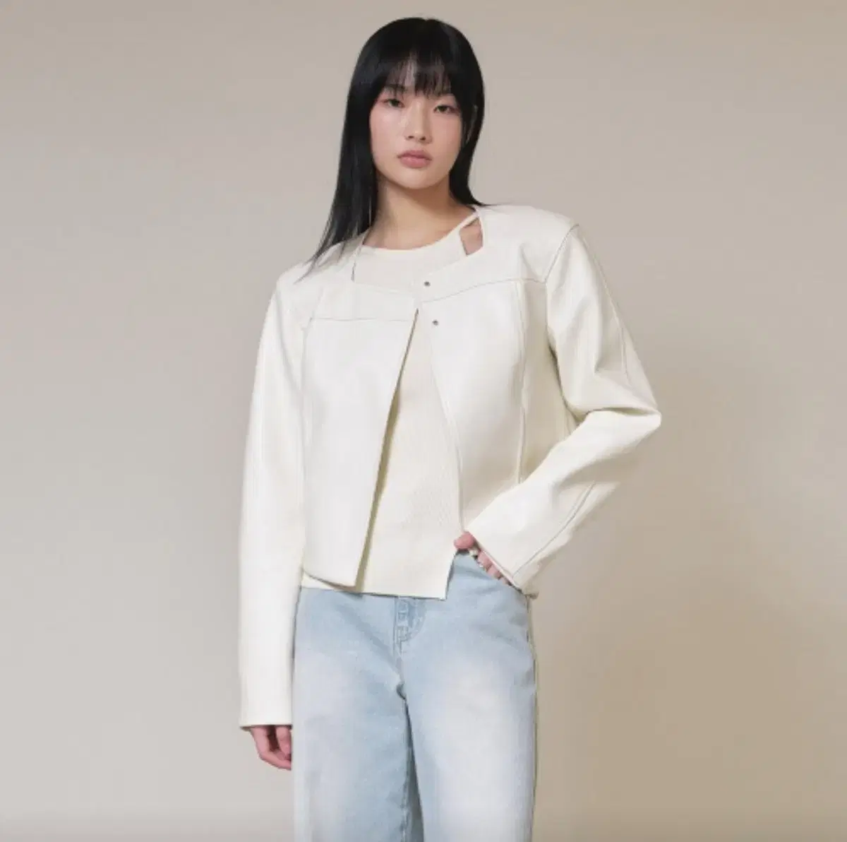 레이브 크림 레더 자켓(Non-collar Crop Jacket in C