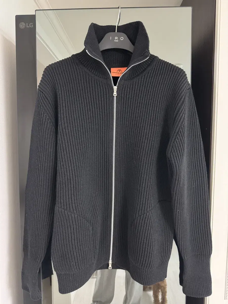 AndersenAndersen Full Zip Up Black L