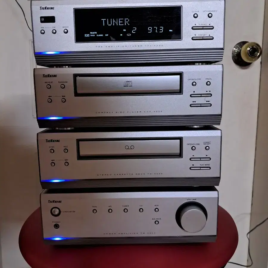 TAEKWANG VINTAGE AUDIO SET