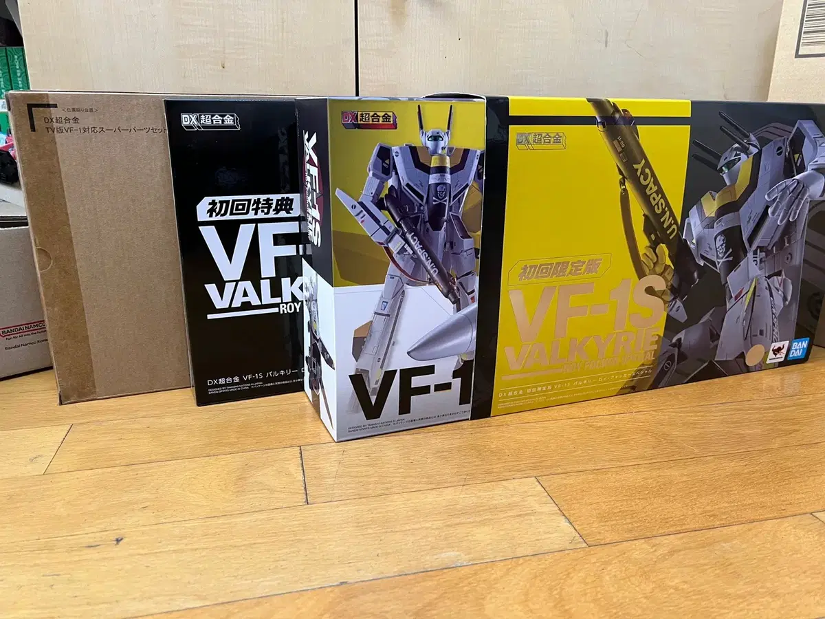 DX초합금 마크로스 VF-1S 포커기(TV판) + 슈퍼파츠 세트 개봉품