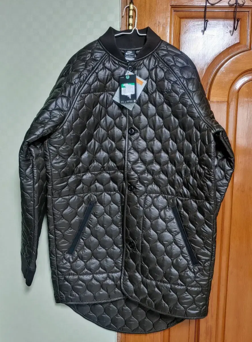 Nike Funnel Puffer Coat / Size 100 Recommended