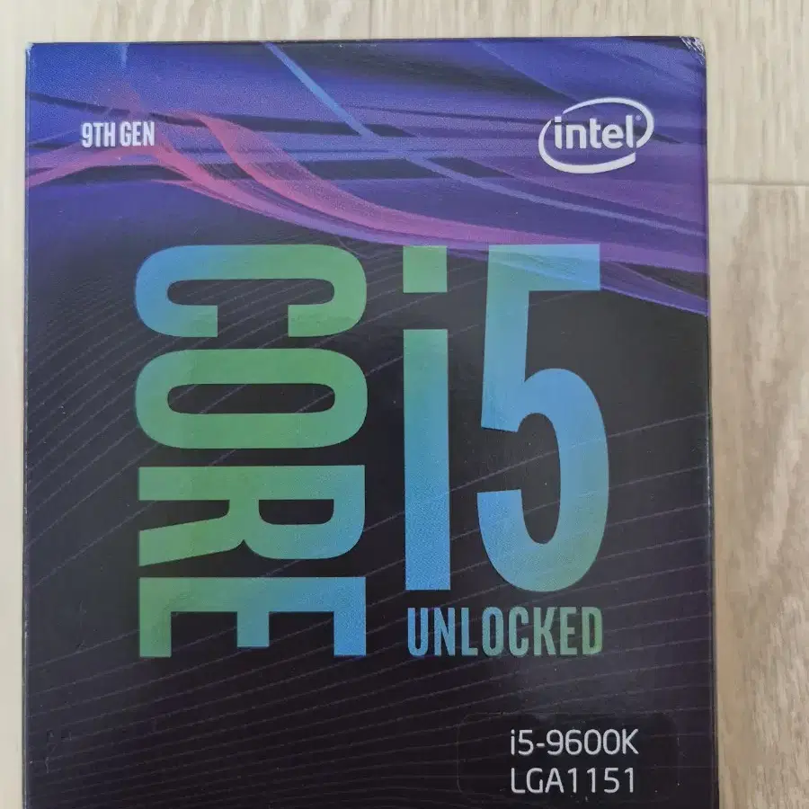 인텔 i5 9600k 팝니다(정품 노뚜따 박스O)