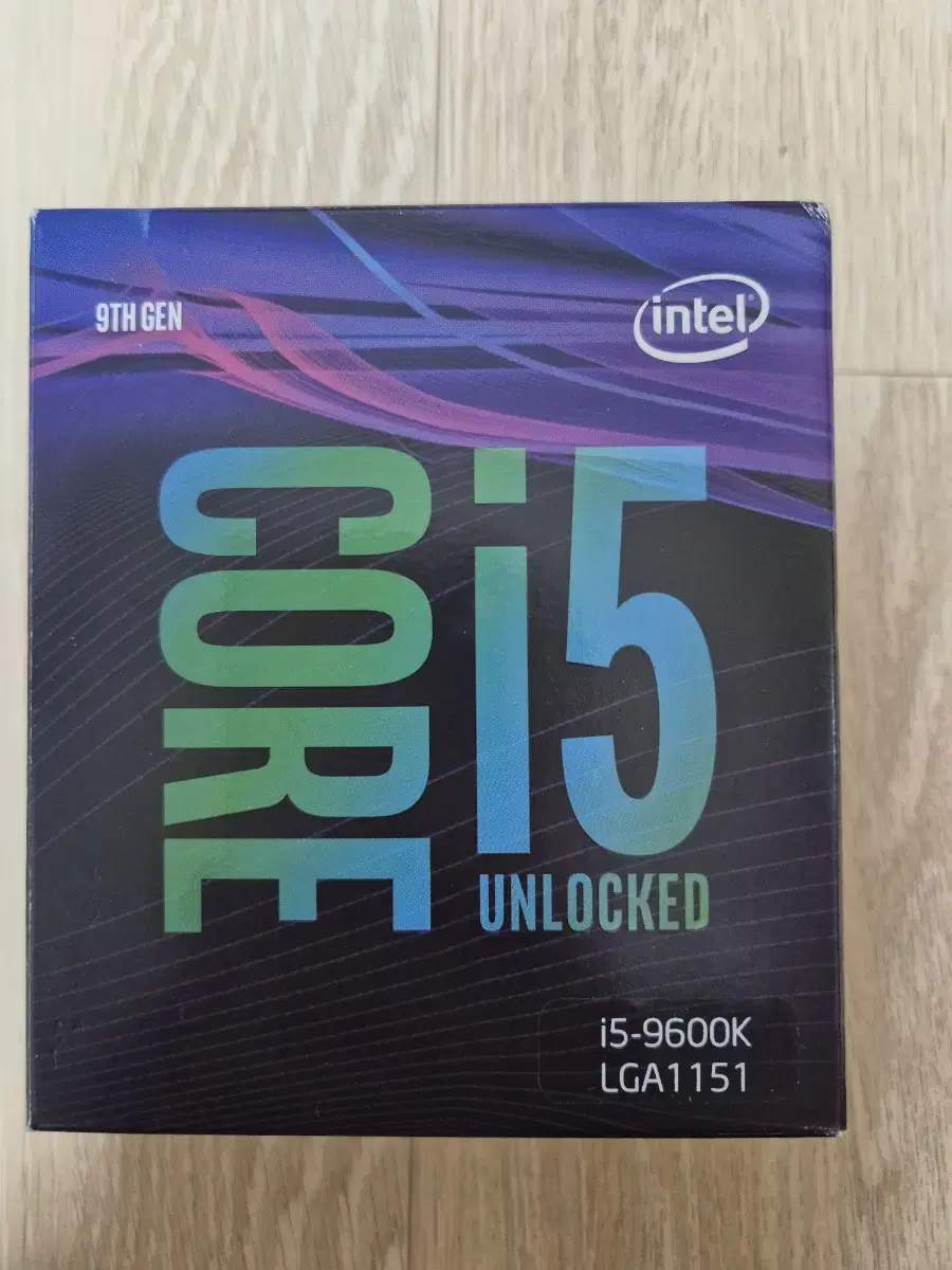 인텔 i5 9600k 팝니다(정품 노뚜따 박스O)