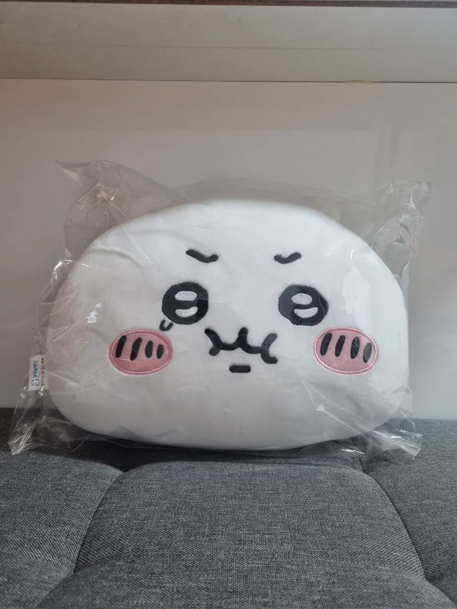 Chiikawa face reversal cushion sells~.