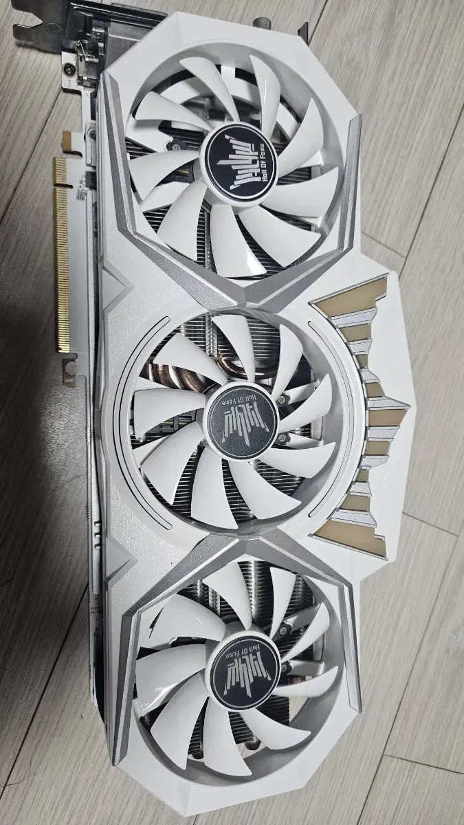 1080ti hof 그래픽카드 팝니다