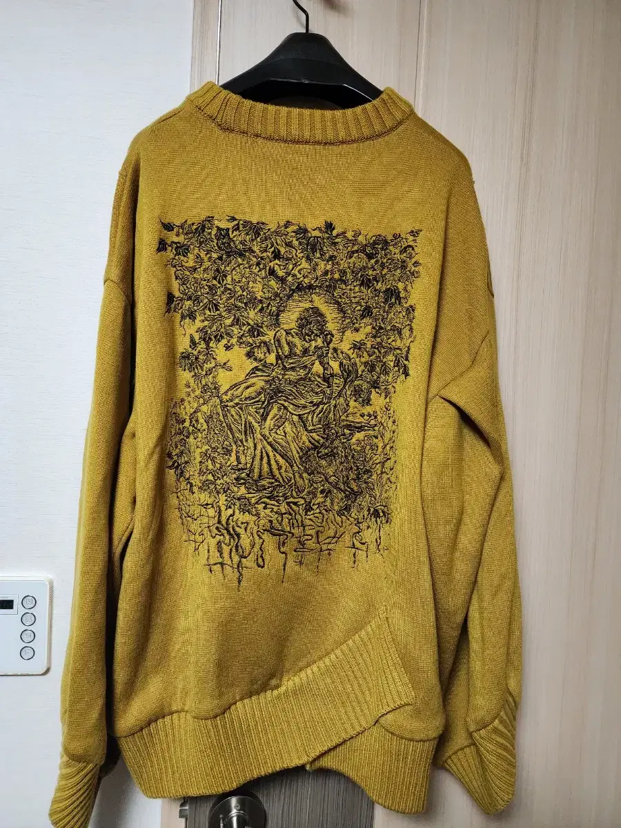 Song Gio 23FW Embroidered Mustard 50