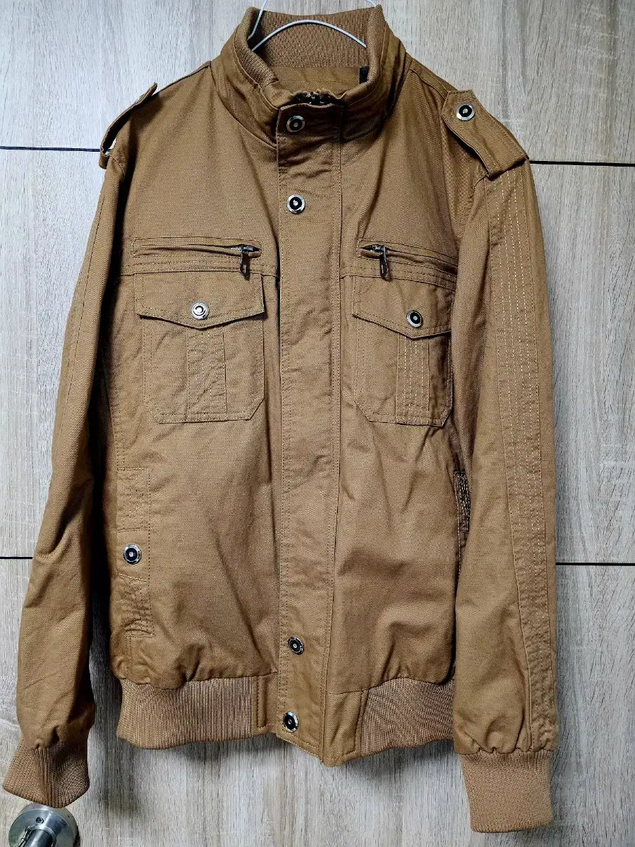 [New] Unused Camel Jacket