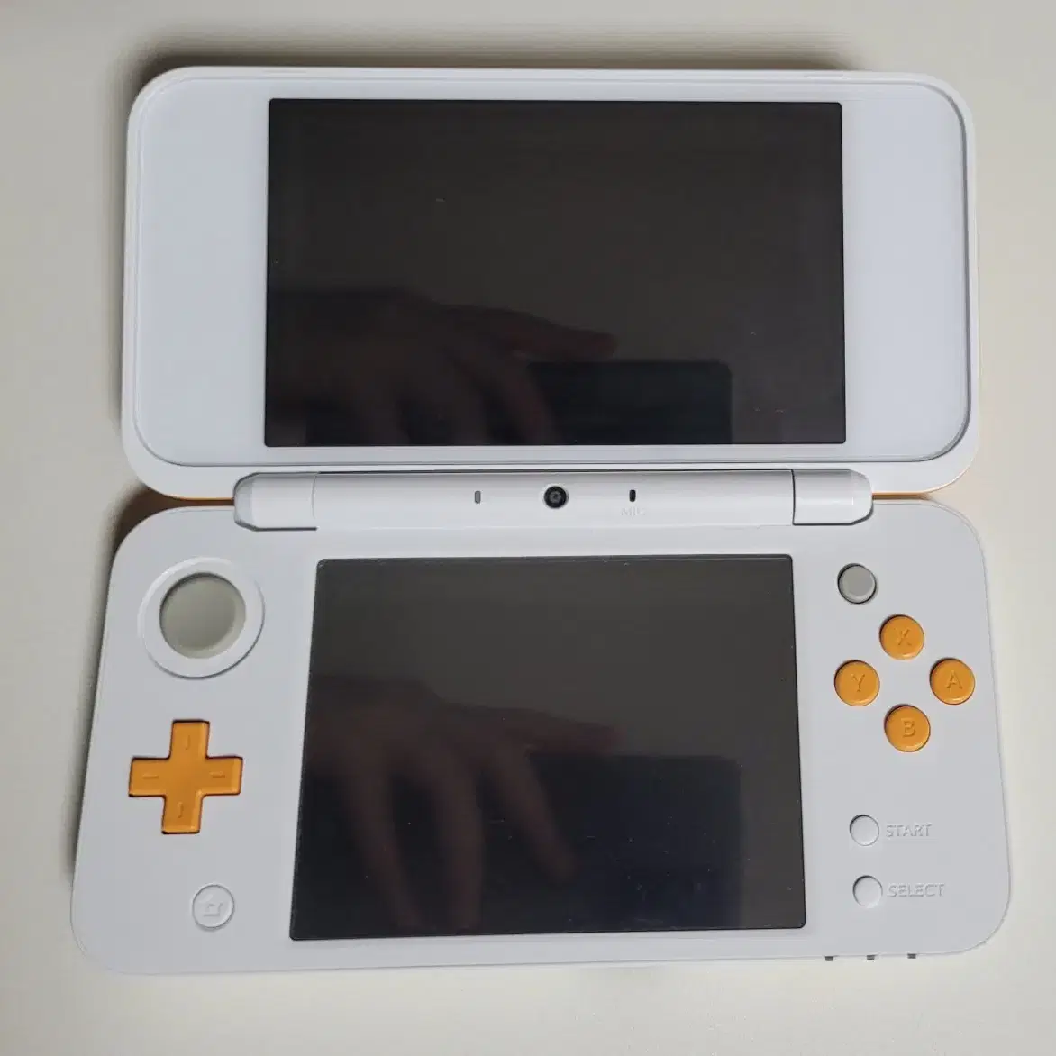 뉴 new 닌텐도 2ds xl 뉴투다수 화이트 오렌지