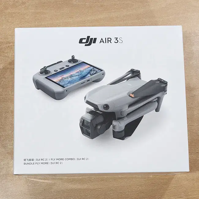 DJI 에어3S 플라이 모어 콤보 (DJI RC 2 포함)