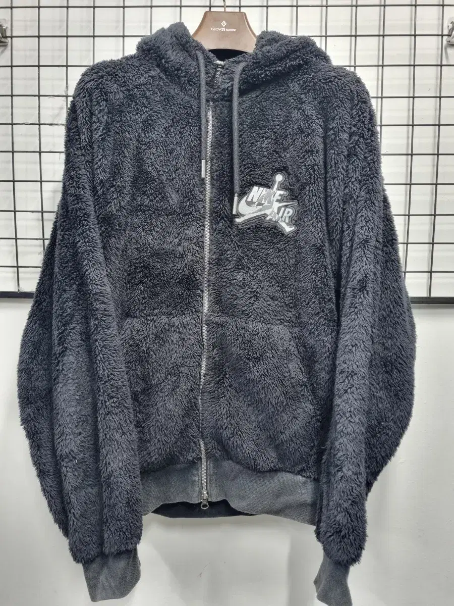 105XL Nike Jordan Wings Sherpa Solid Full Zip Hoodie.