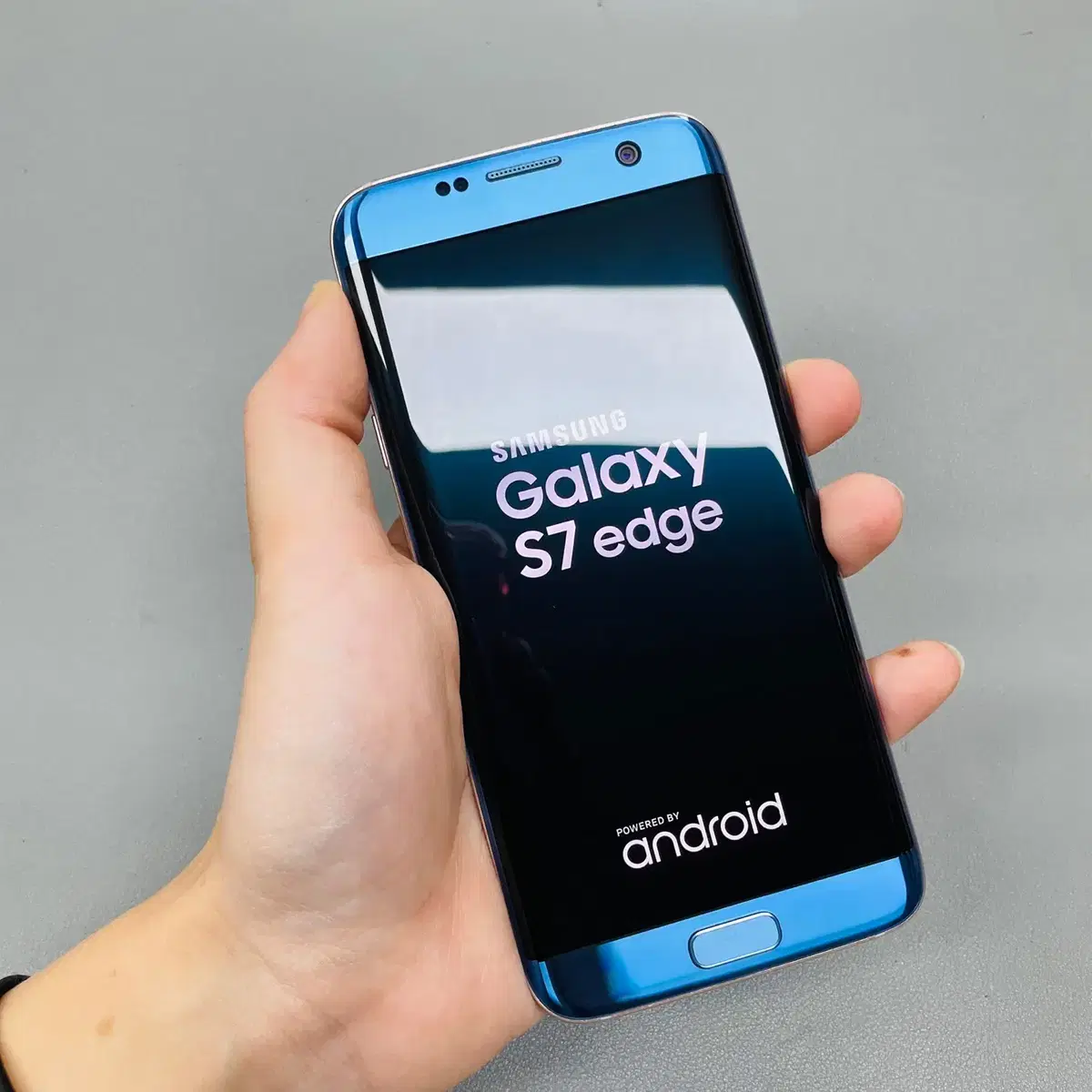 갤럭시 S7엣지 블루 64GB SK 거의S급무잔상공기계판매