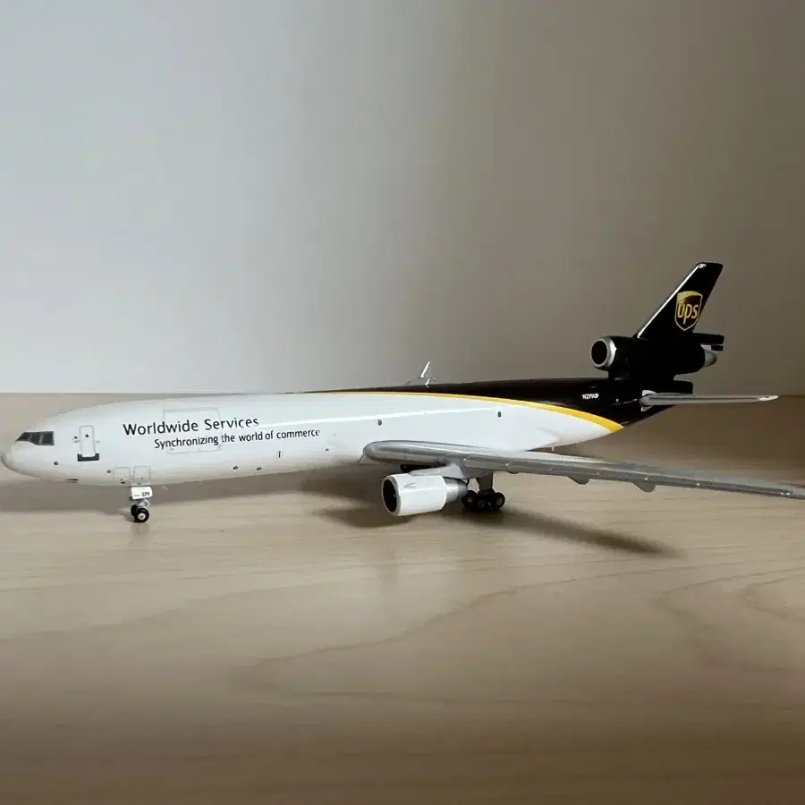 1:400 GeminiJets UPS MD-11F 다이캐스트 모형